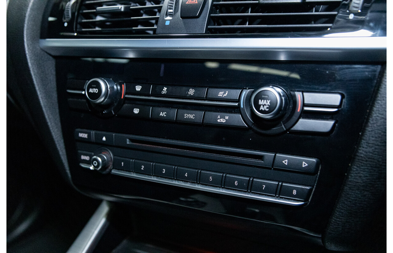 08/2015 BMW X3 xDrive20d (4x4) F25 MY15 4D Wagon Sapphire Black Metallic Turbo Diesel 2.0L