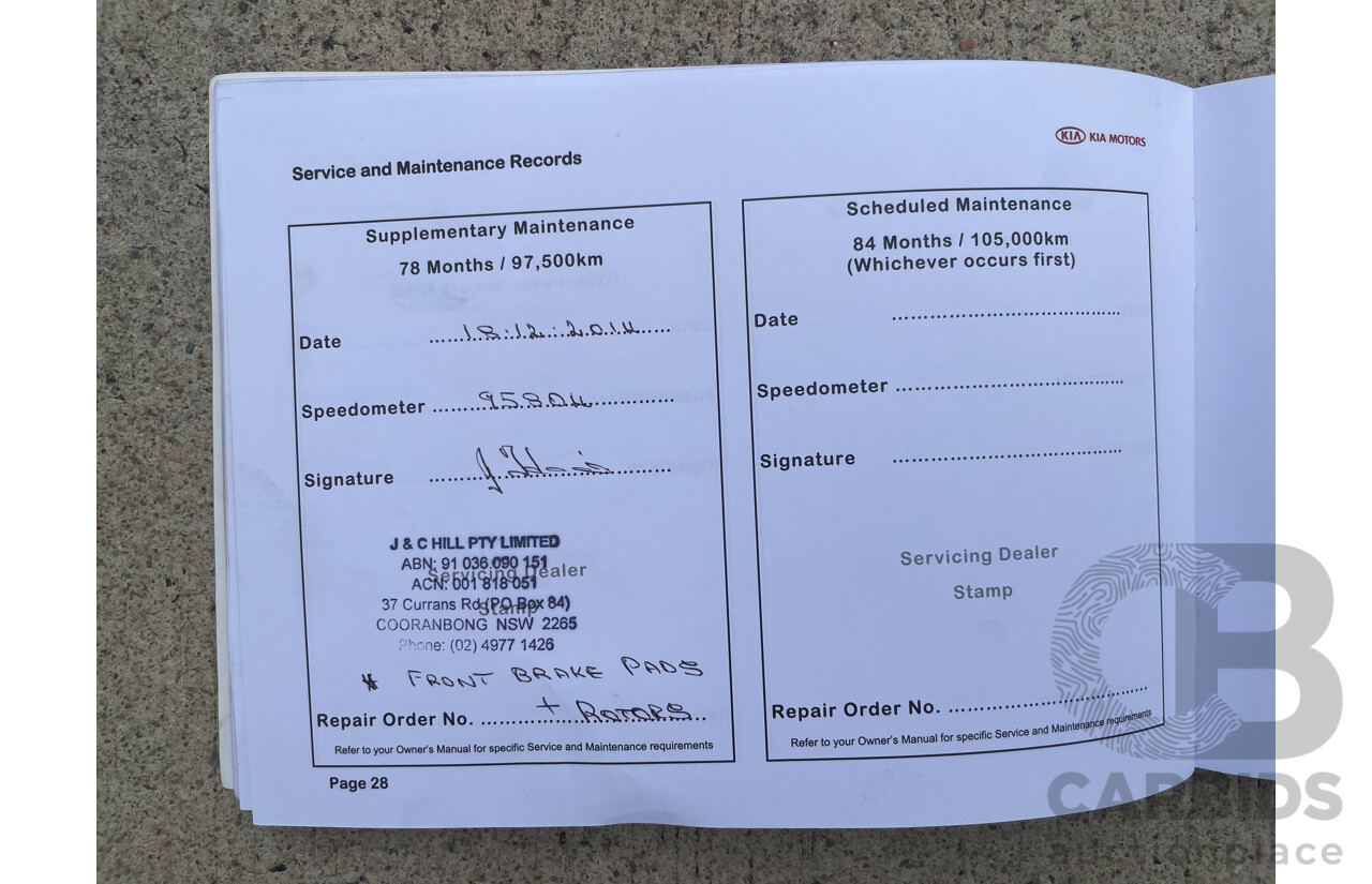 11/10 Kia Carnival S FWD VQ MY11 4D Wagon White 2.7L