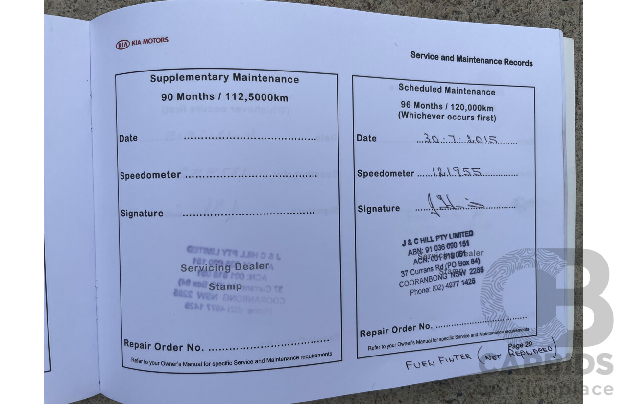 11/10 Kia Carnival S FWD VQ MY11 4D Wagon White 2.7L