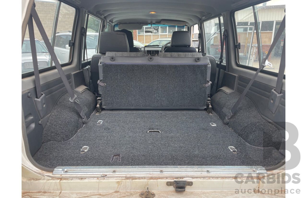 8/1991 Nissan Patrol ST30 (4x4) GQ 4d Wagon White 3.0L