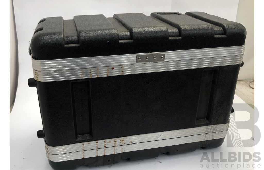 Behringer Powerlight PL2000, 3x Ahston IEM 200 Wireless Monitor System and Behringer Ultra Curve Pro in Road Case