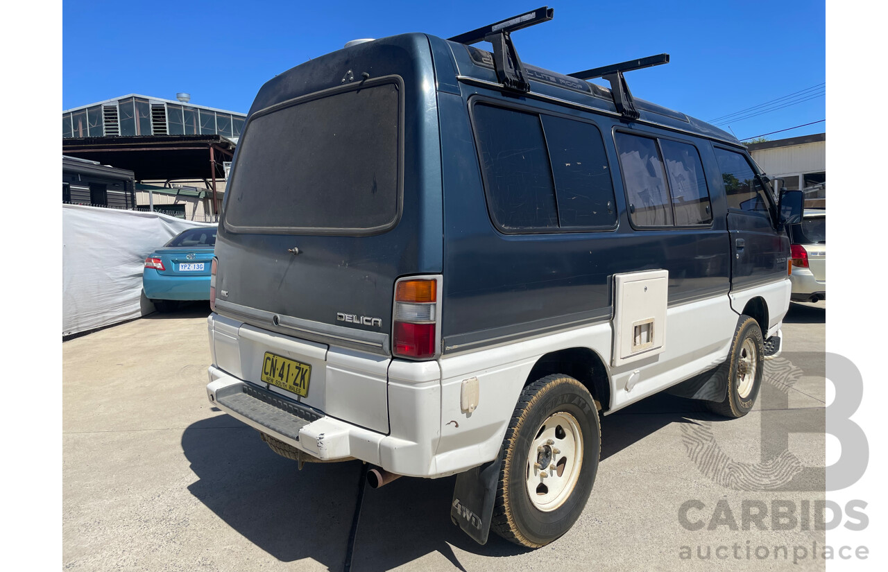 01/1990 Mitsubishi Delica 4WD Campervan Green 2.5L Turbo Diesel