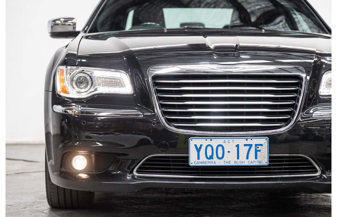 05/2015 Chrysler 300 C MY15 4d Sedan Black V6 3.6L