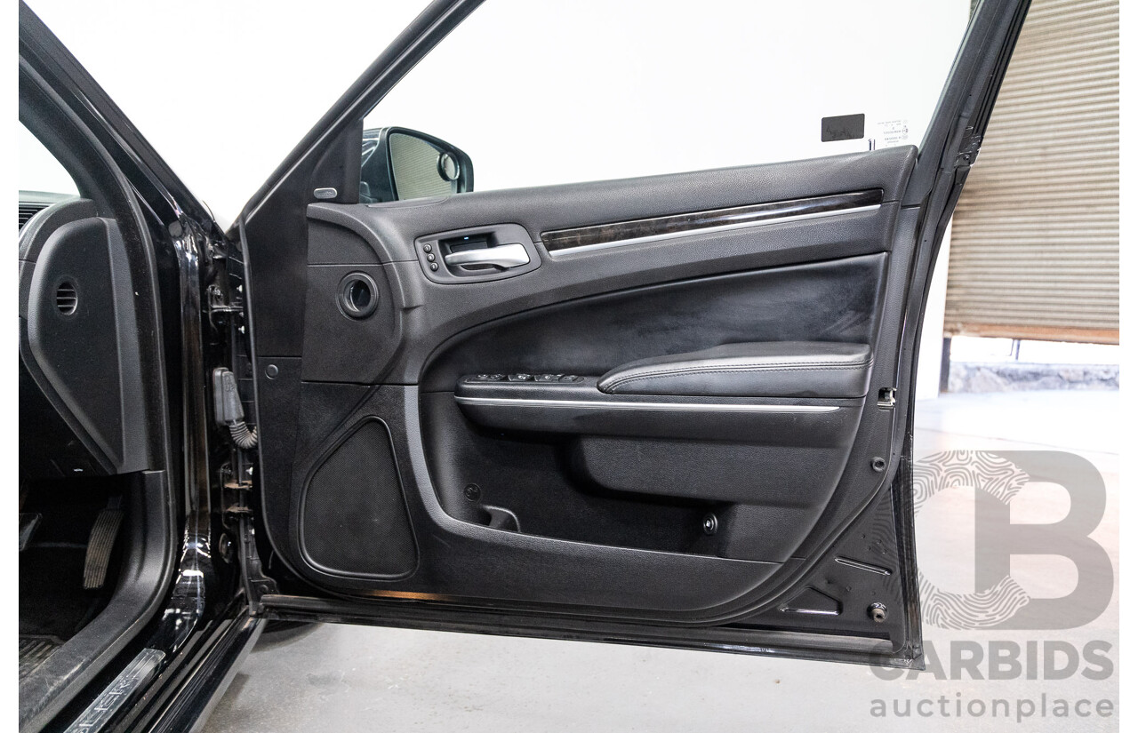 05/2015 Chrysler 300 C MY15 4d Sedan Black V6 3.6L