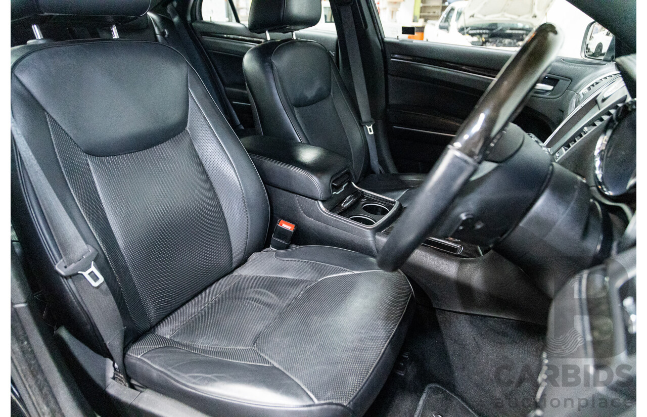 05/2015 Chrysler 300 C MY15 4d Sedan Black V6 3.6L