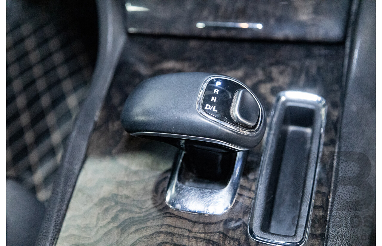 05/2015 Chrysler 300 C MY15 4d Sedan Black V6 3.6L