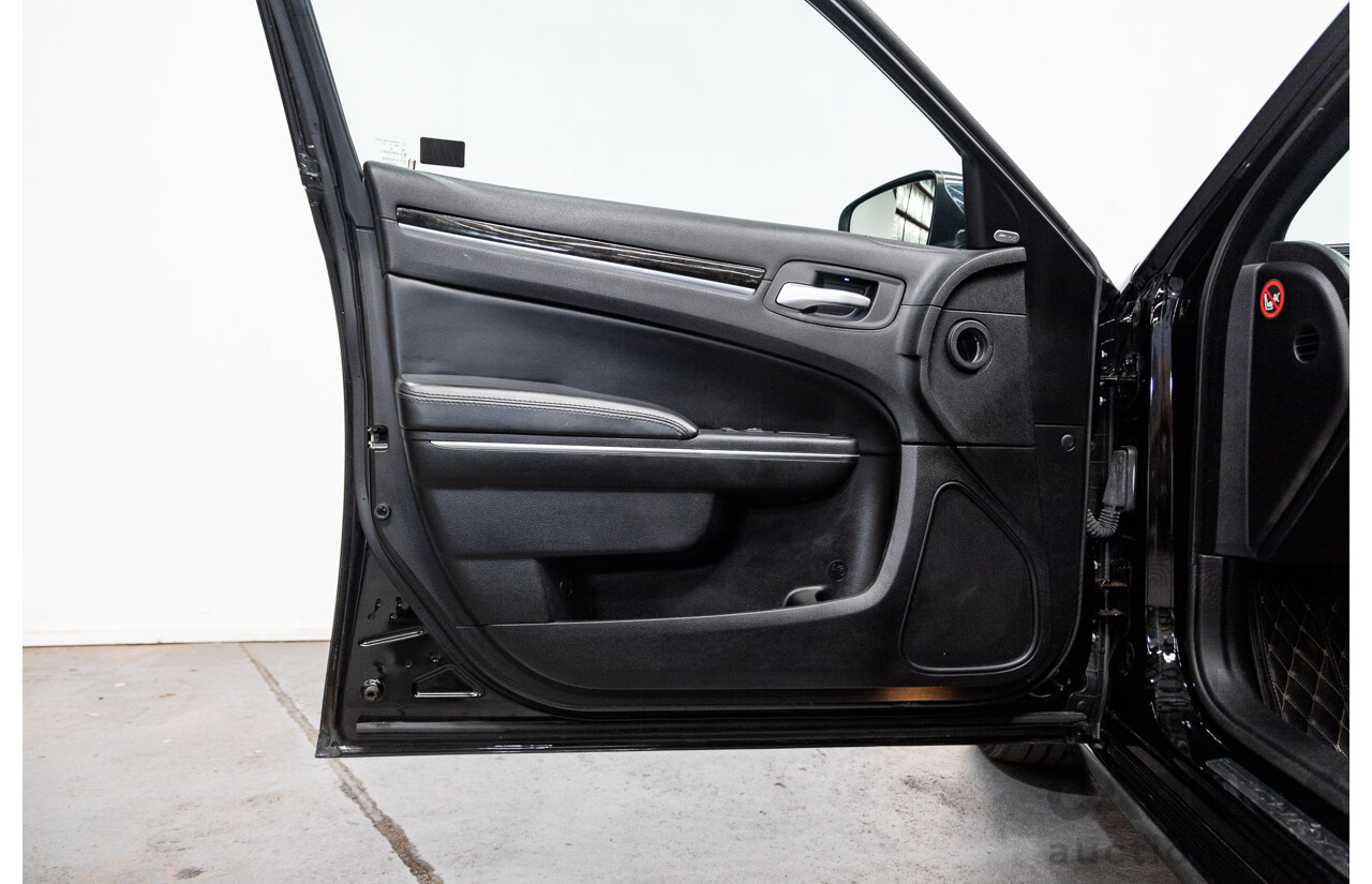 05/2015 Chrysler 300 C MY15 4d Sedan Black V6 3.6L