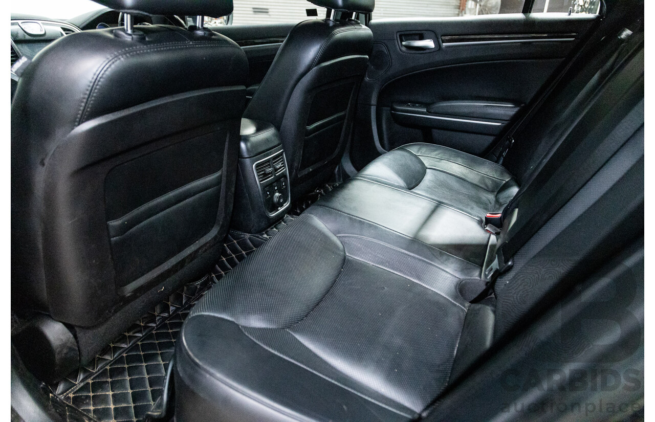 05/2015 Chrysler 300 C MY15 4d Sedan Black V6 3.6L