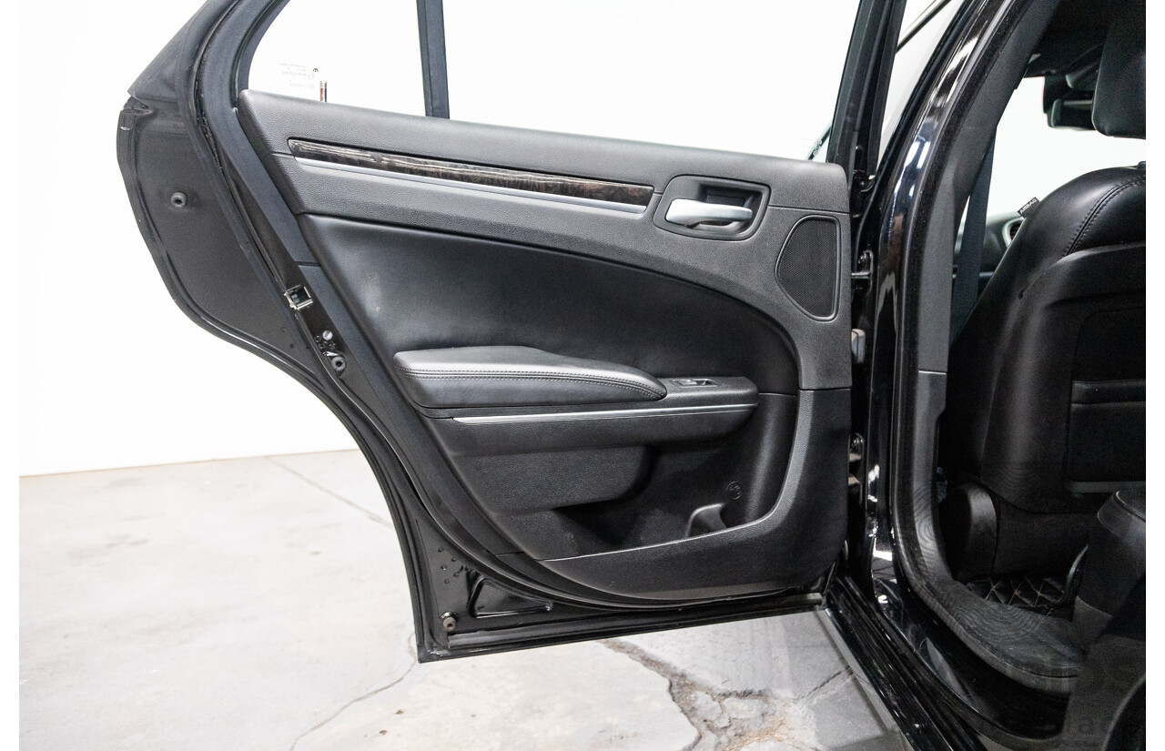 05/2015 Chrysler 300 C MY15 4d Sedan Black V6 3.6L