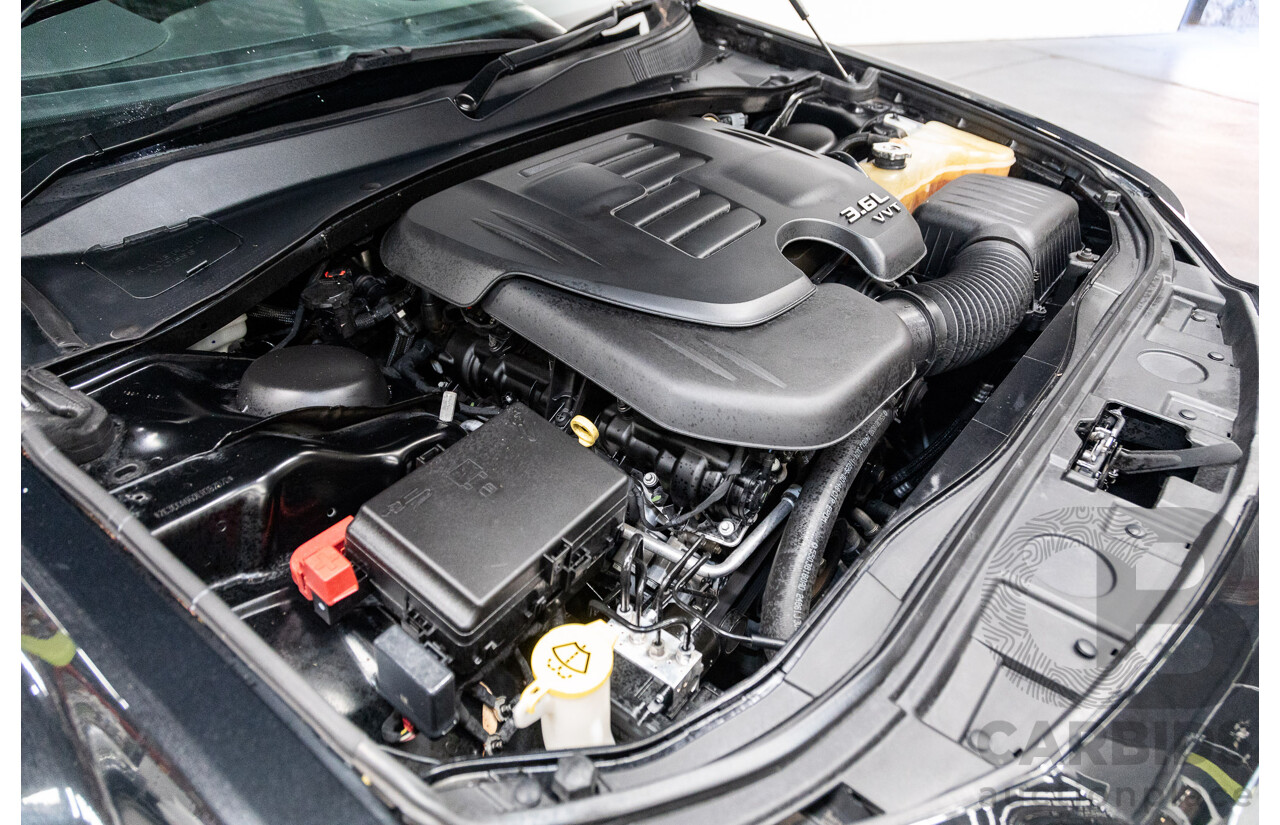 05/2015 Chrysler 300 C MY15 4d Sedan Black V6 3.6L