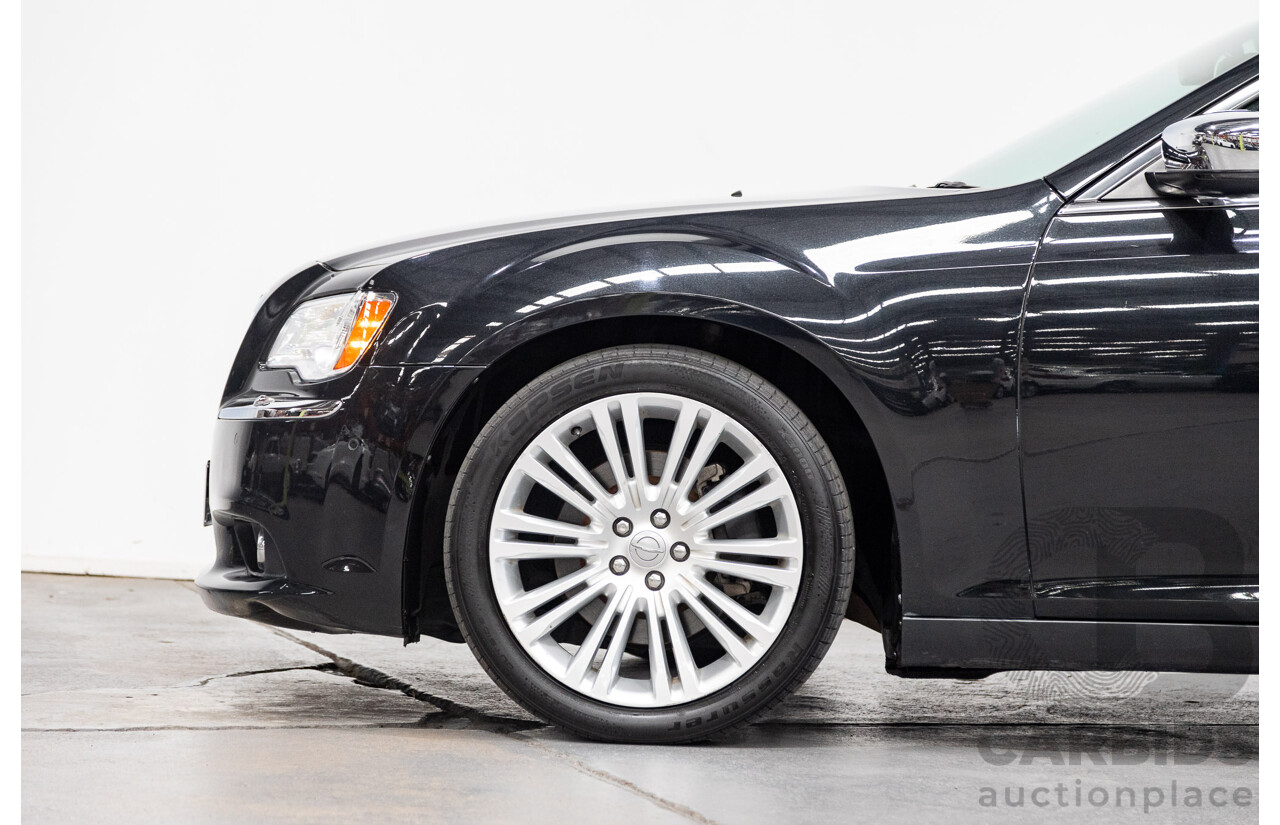 05/2015 Chrysler 300 C MY15 4d Sedan Black V6 3.6L
