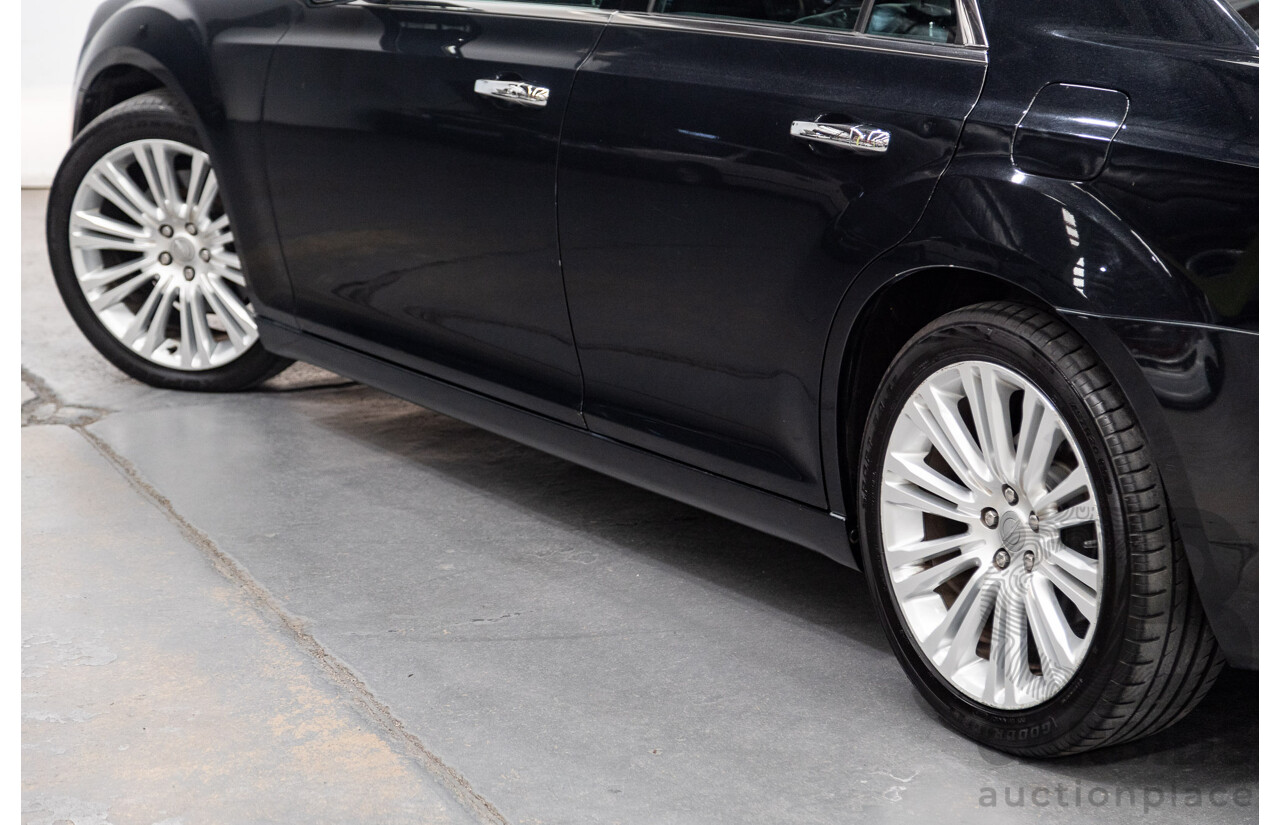 05/2015 Chrysler 300 C MY15 4d Sedan Black V6 3.6L