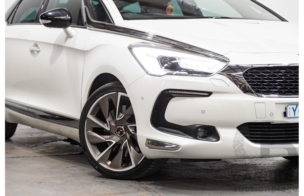 02/2016 Citroen DS5 D-Sport MY16 5D Hatchback Blanc Nacre Pearl White Metallic Turbo Diesel 2.0L