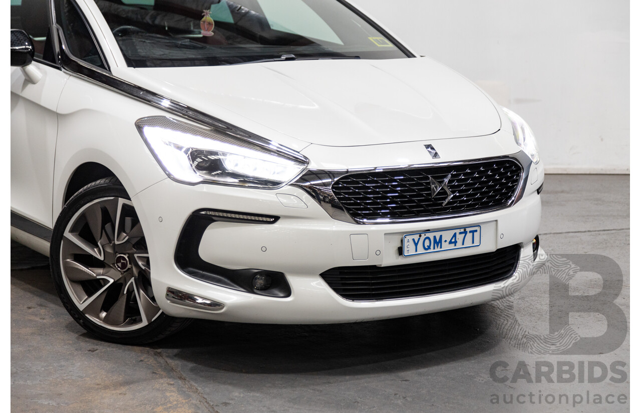 02/2016 Citroen DS5 D-Sport MY16 5D Hatchback Blanc Nacre Pearl White Metallic Turbo Diesel 2.0L