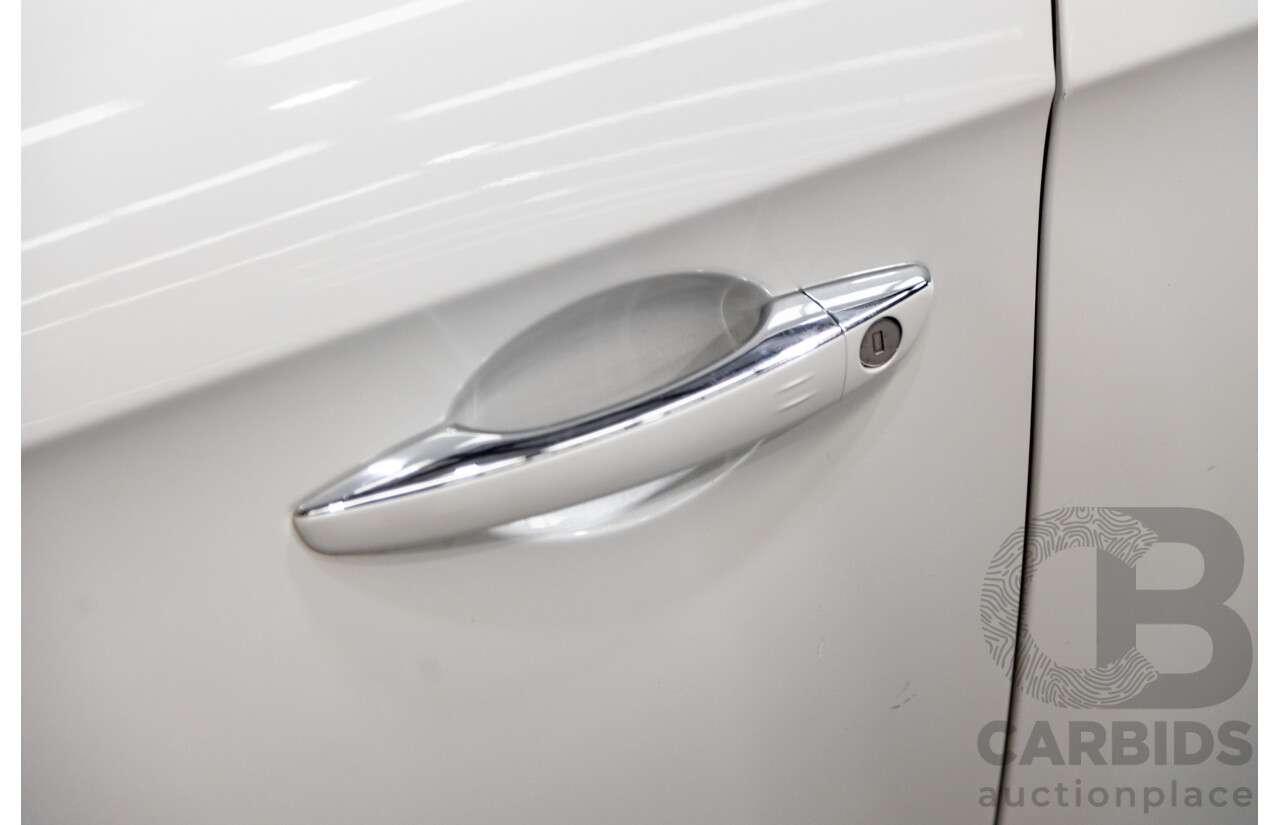 02/2016 Citroen DS5 D-Sport MY16 5D Hatchback Blanc Nacre Pearl White Metallic Turbo Diesel 2.0L