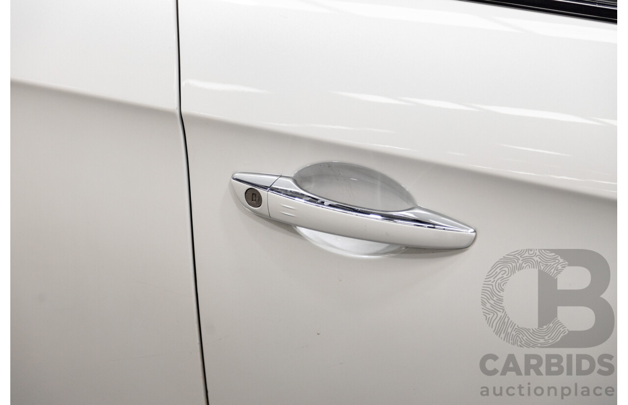 02/2016 Citroen DS5 D-Sport MY16 5D Hatchback Blanc Nacre Pearl White Metallic Turbo Diesel 2.0L