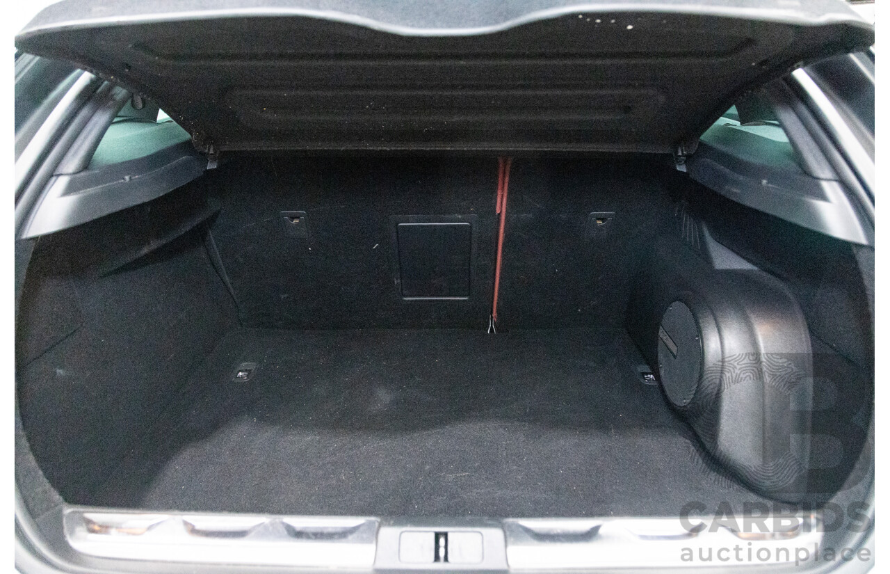 02/2016 Citroen DS5 D-Sport MY16 5D Hatchback Blanc Nacre Pearl White Metallic Turbo Diesel 2.0L