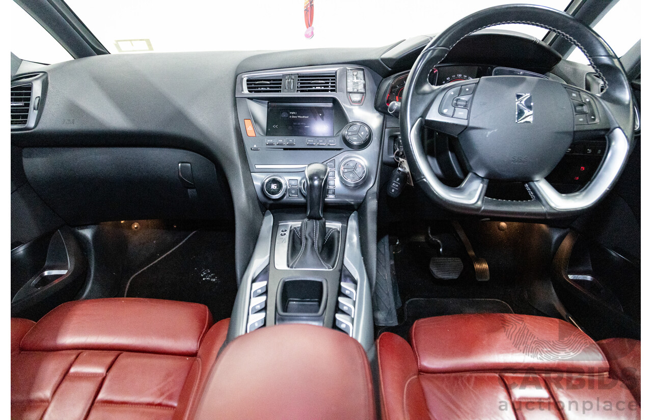 02/2016 Citroen DS5 D-Sport MY16 5D Hatchback Blanc Nacre Pearl White Metallic Turbo Diesel 2.0L