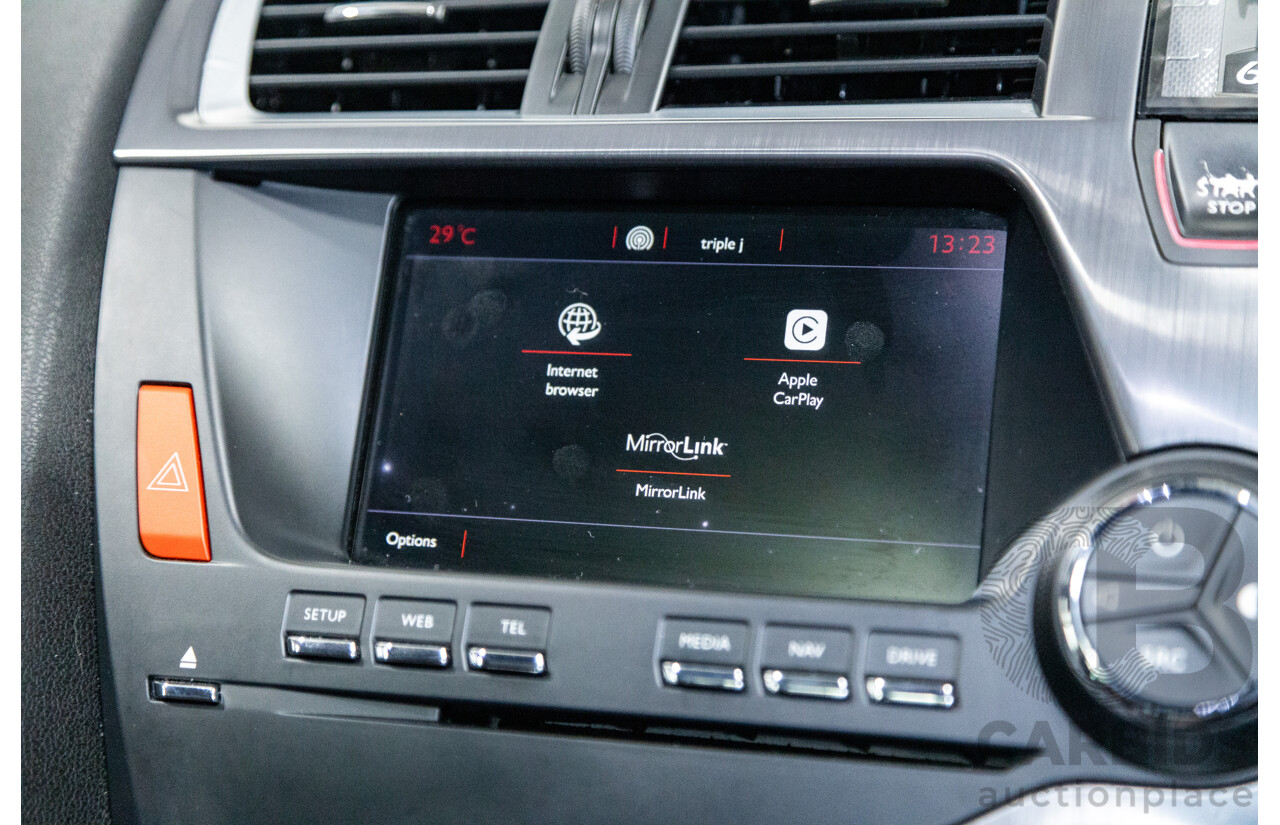 02/2016 Citroen DS5 D-Sport MY16 5D Hatchback Blanc Nacre Pearl White Metallic Turbo Diesel 2.0L