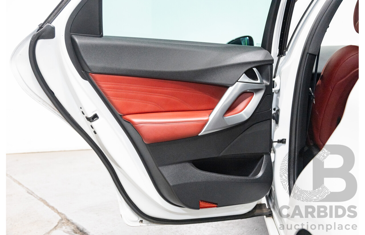 02/2016 Citroen DS5 D-Sport MY16 5D Hatchback Blanc Nacre Pearl White Metallic Turbo Diesel 2.0L