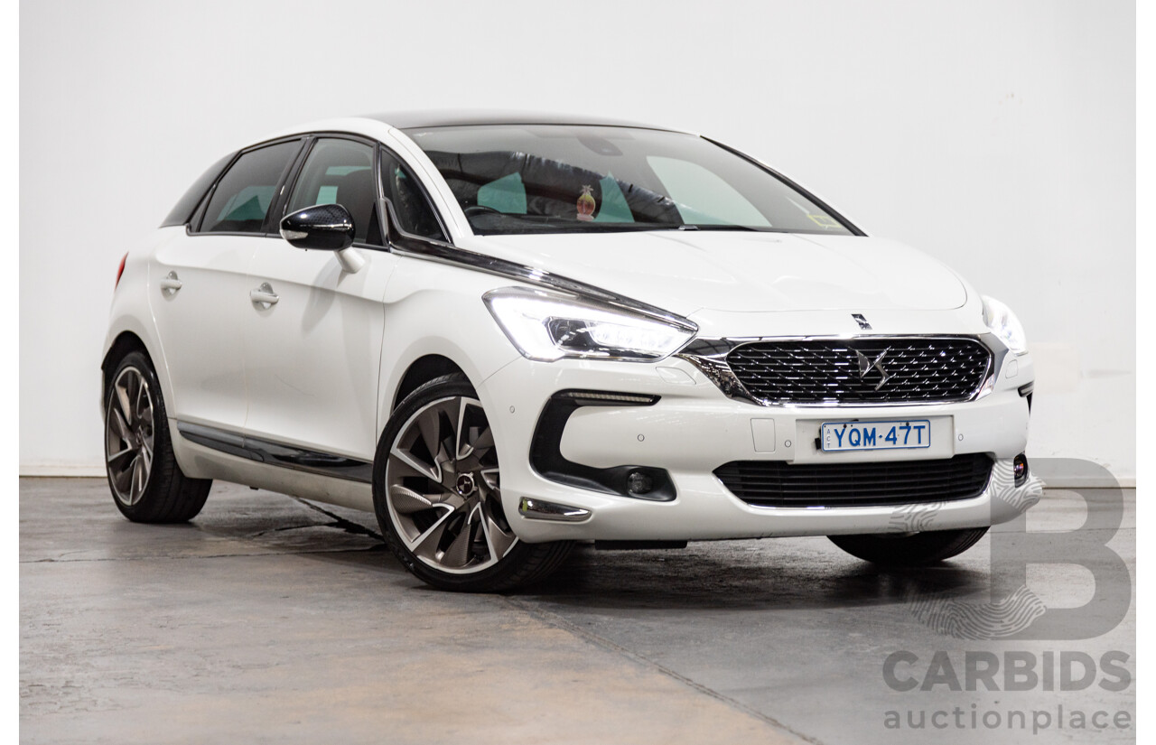 02/2016 Citroen DS5 D-Sport MY16 5D Hatchback Blanc Nacre Pearl White Metallic Turbo Diesel 2.0L