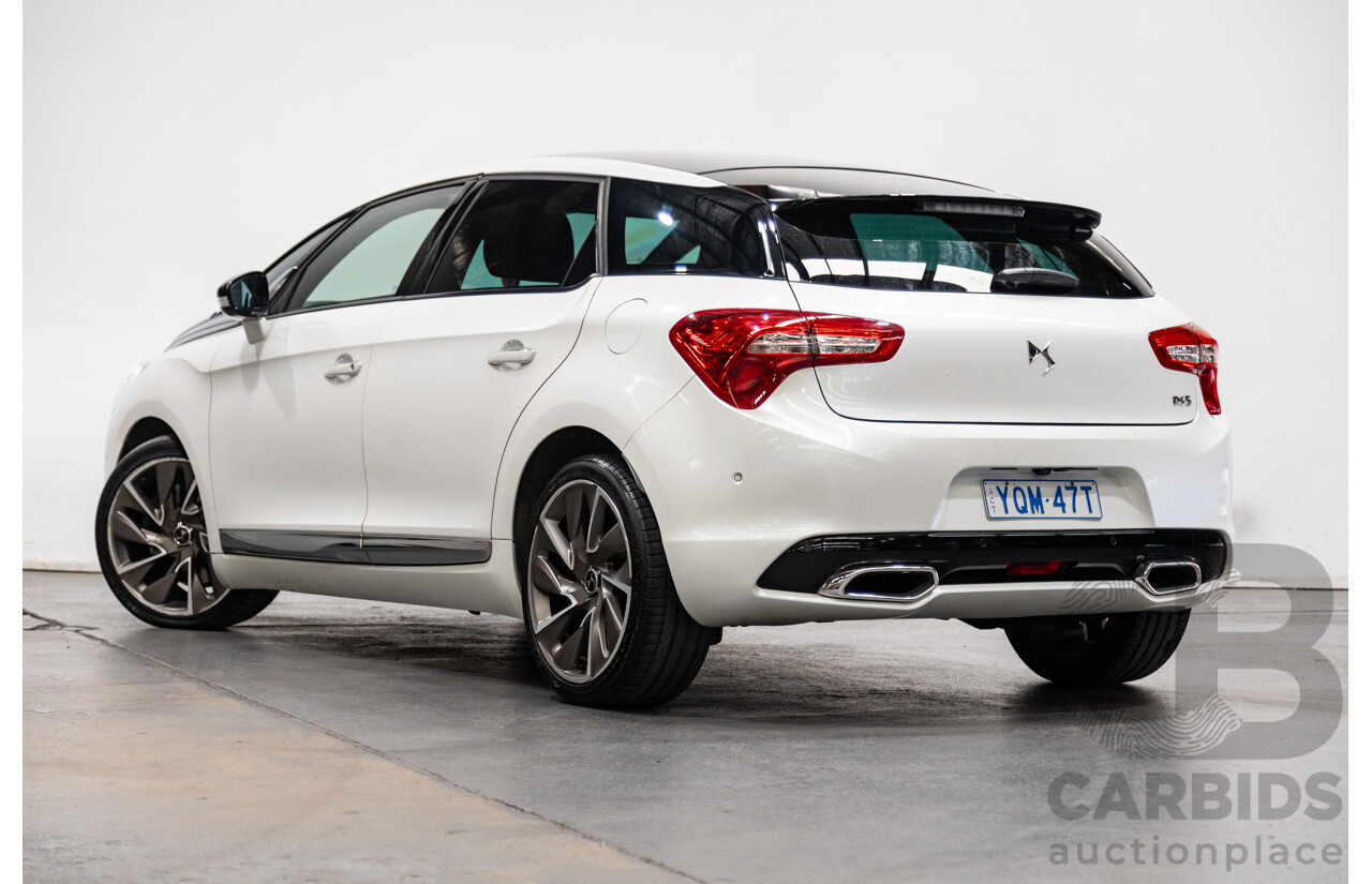 02/2016 Citroen DS5 D-Sport MY16 5D Hatchback Blanc Nacre Pearl White Metallic Turbo Diesel 2.0L