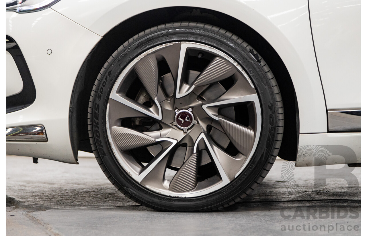 02/2016 Citroen DS5 D-Sport MY16 5D Hatchback Blanc Nacre Pearl White Metallic Turbo Diesel 2.0L