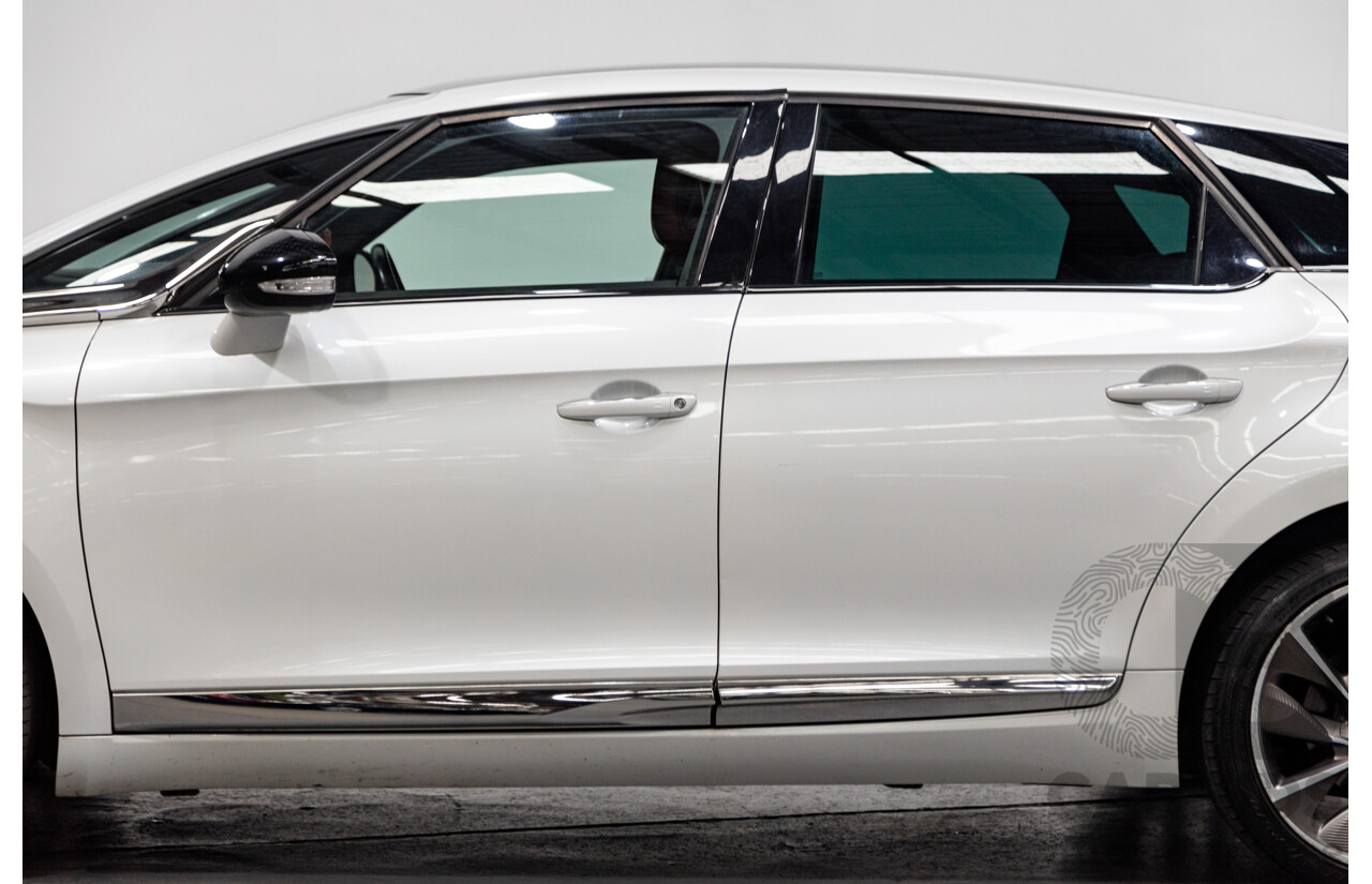 02/2016 Citroen DS5 D-Sport MY16 5D Hatchback Blanc Nacre Pearl White Metallic Turbo Diesel 2.0L