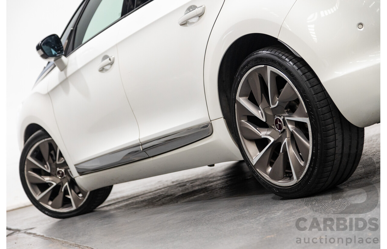 02/2016 Citroen DS5 D-Sport MY16 5D Hatchback Blanc Nacre Pearl White Metallic Turbo Diesel 2.0L