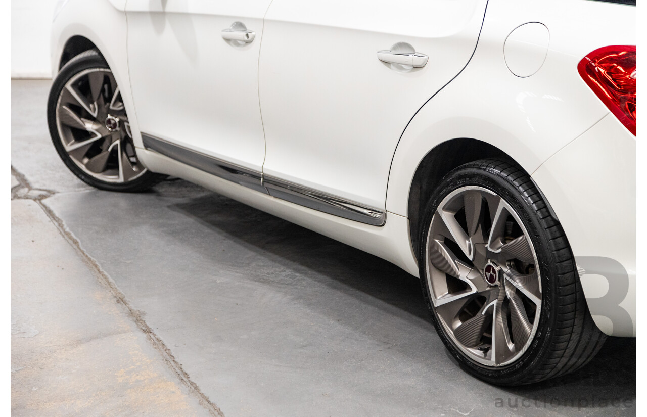 02/2016 Citroen DS5 D-Sport MY16 5D Hatchback Blanc Nacre Pearl White Metallic Turbo Diesel 2.0L