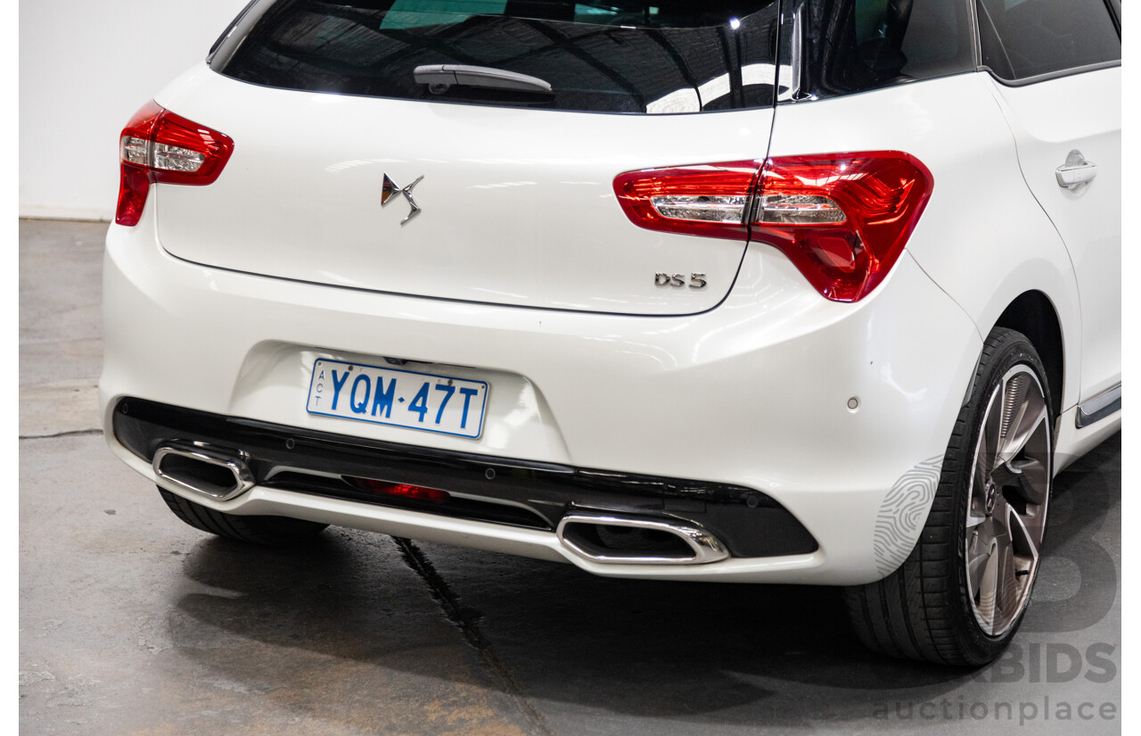 02/2016 Citroen DS5 D-Sport MY16 5D Hatchback Blanc Nacre Pearl White Metallic Turbo Diesel 2.0L