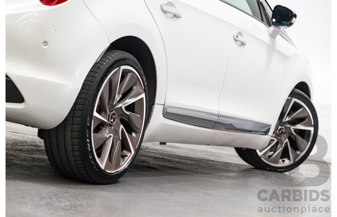 02/2016 Citroen DS5 D-Sport MY16 5D Hatchback Blanc Nacre Pearl White Metallic Turbo Diesel 2.0L