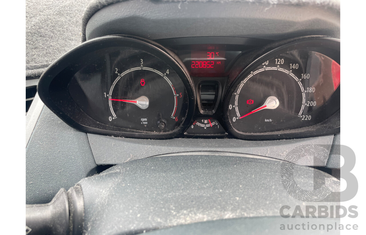 11/2009 Ford Fiesta Econetic WS 5d Hatchback Red 1.6L