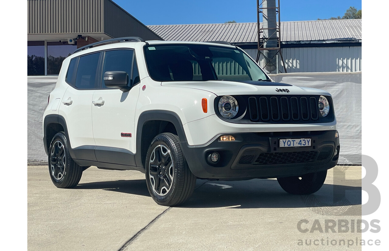 03/16 Jeep Renegade TRAILHAWK AWD BU 4D Wagon White 2.4L