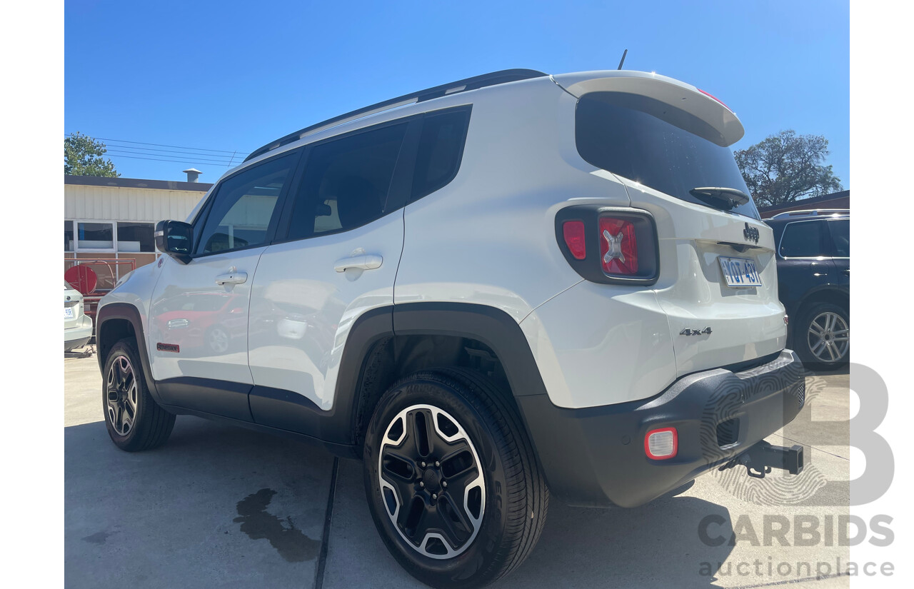 03/16 Jeep Renegade TRAILHAWK AWD BU 4D Wagon White 2.4L