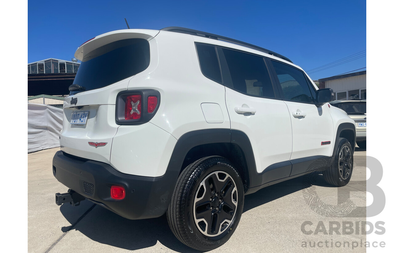 03/16 Jeep Renegade TRAILHAWK AWD BU 4D Wagon White 2.4L