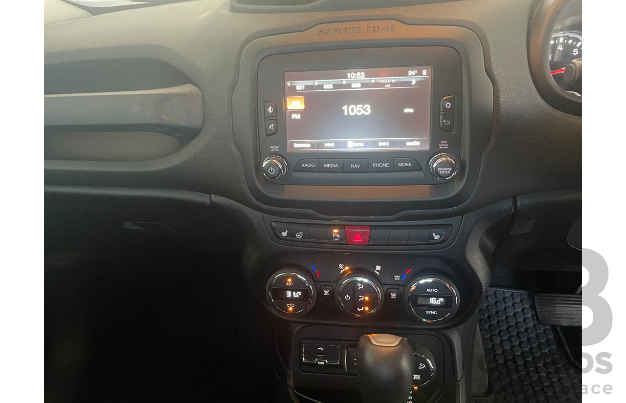 03/16 Jeep Renegade TRAILHAWK AWD BU 4D Wagon White 2.4L