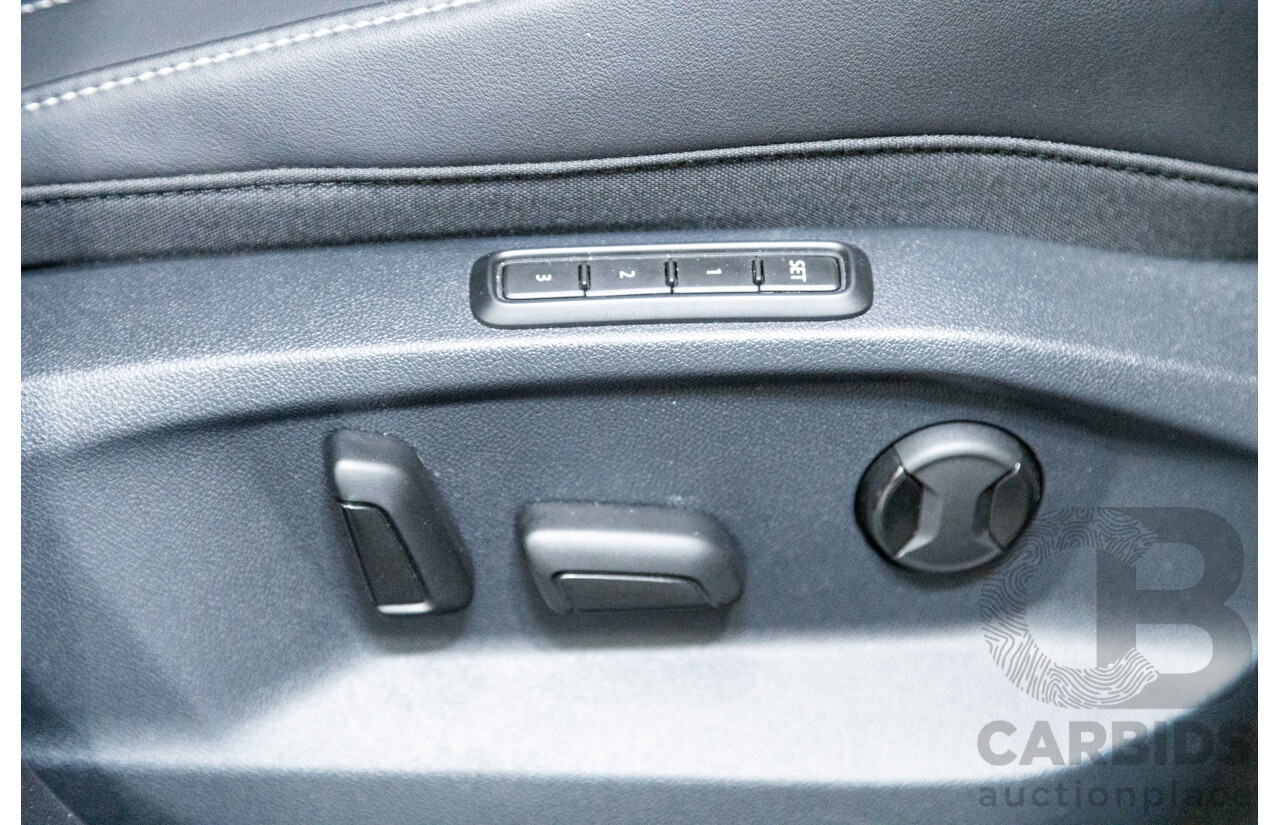 02/2023 Volkswagen T-Roc 140TSI R-Line (AWD) D1 MY23 Update 4D Wagon Kings Red Turbo 2.0L