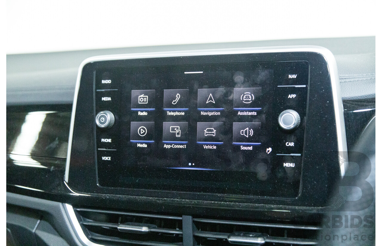 02/2023 Volkswagen T-Roc 140TSI R-Line (AWD) D1 MY23 Update 4D Wagon Kings Red Turbo 2.0L