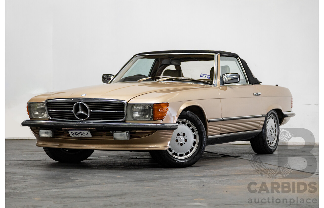 10/1983 Mercedes Benz 380 SL 2d Convertible Champagne Metallic V8 3.8L