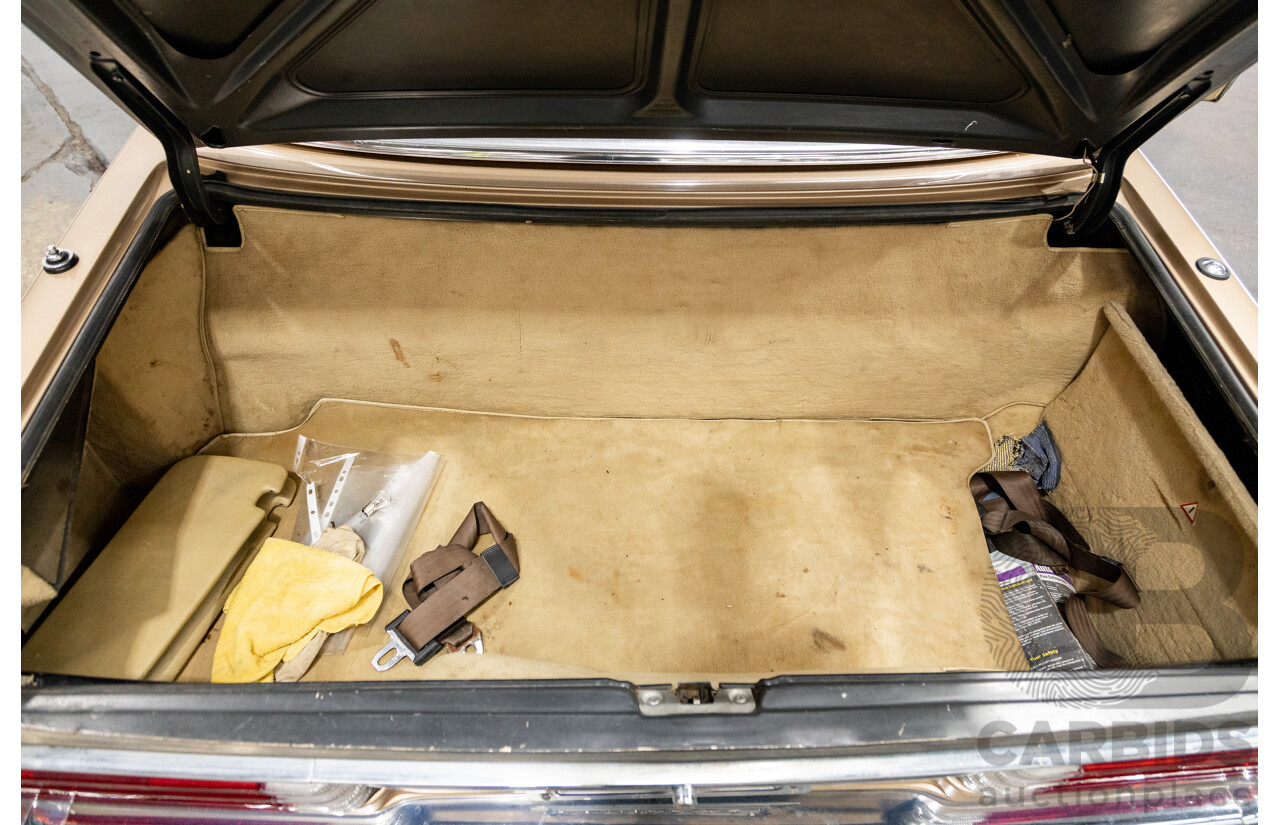 10/1983 Mercedes Benz 380 SL 2d Convertible Champagne Metallic V8 3.8L