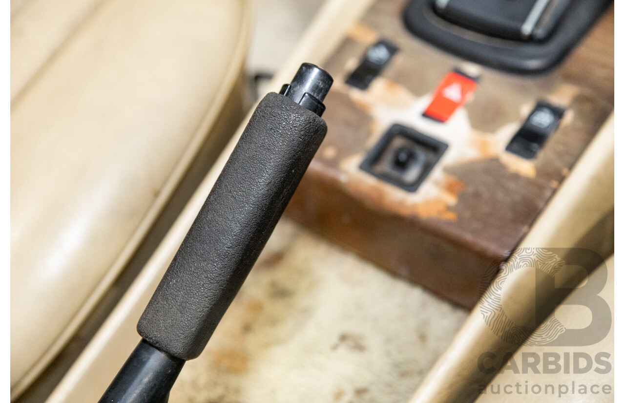 10/1983 Mercedes Benz 380 SL 2d Convertible Champagne Metallic V8 3.8L