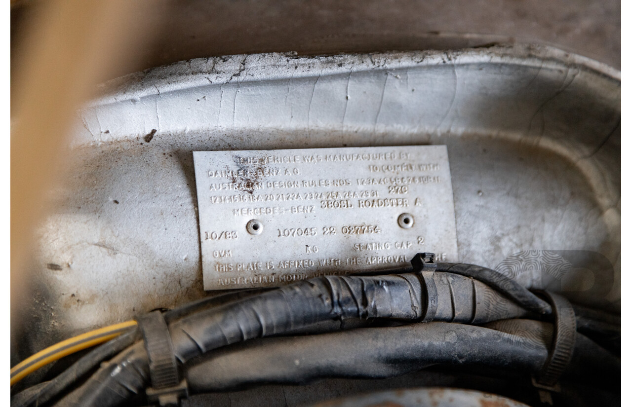 10/1983 Mercedes Benz 380 SL 2d Convertible Champagne Metallic V8 3.8L