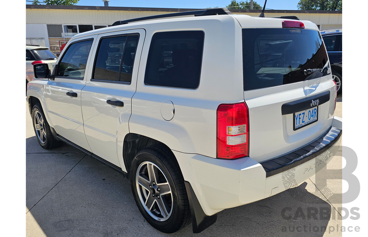 10/2009 Jeep Patriot Sport MK MY09 4d Wagon White 2.4L