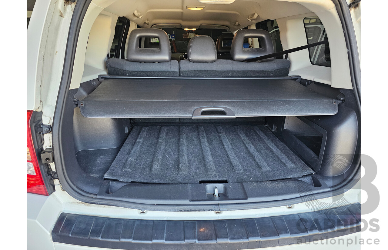 10/2009 Jeep Patriot Sport MK MY09 4d Wagon White 2.4L