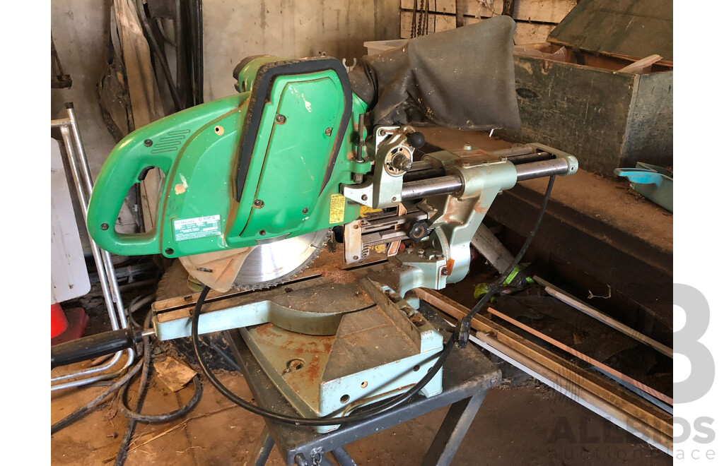 Hitachi C10FS 10 Inch Dual Slide Compound Mitre Saw