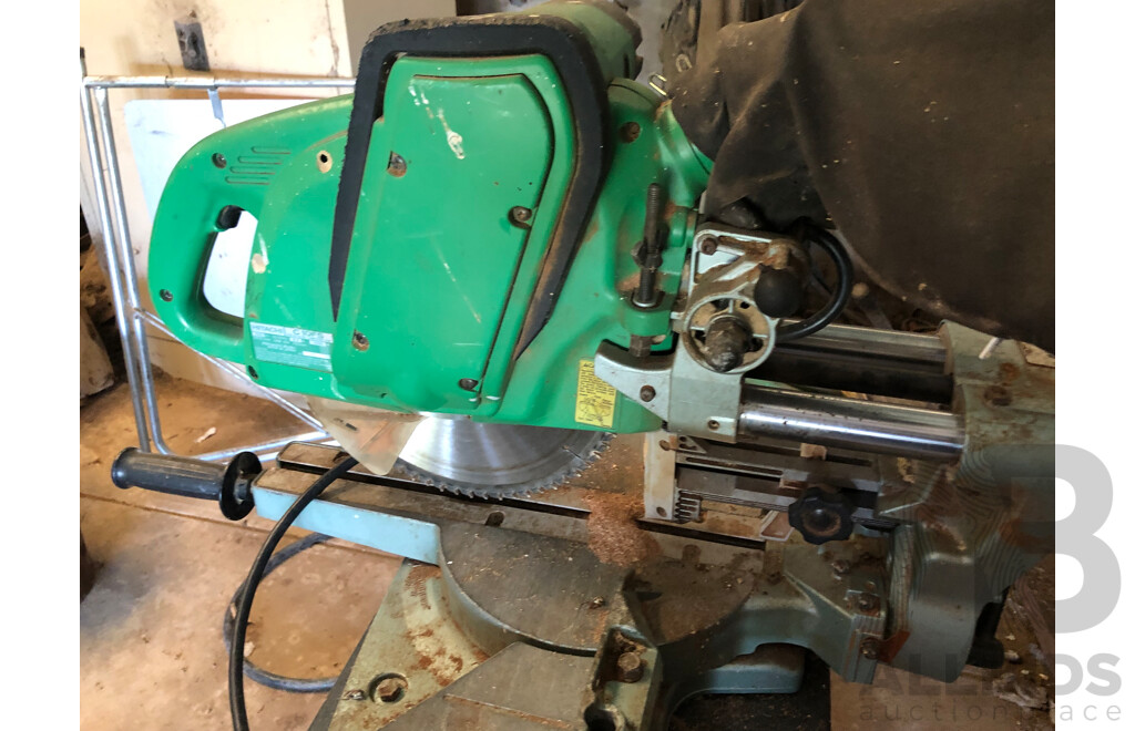 Hitachi C10FS 10 Inch Dual Slide Compound Mitre Saw