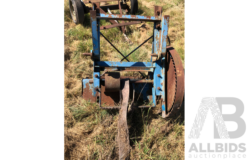 Antique Custom Made Cutting Tool