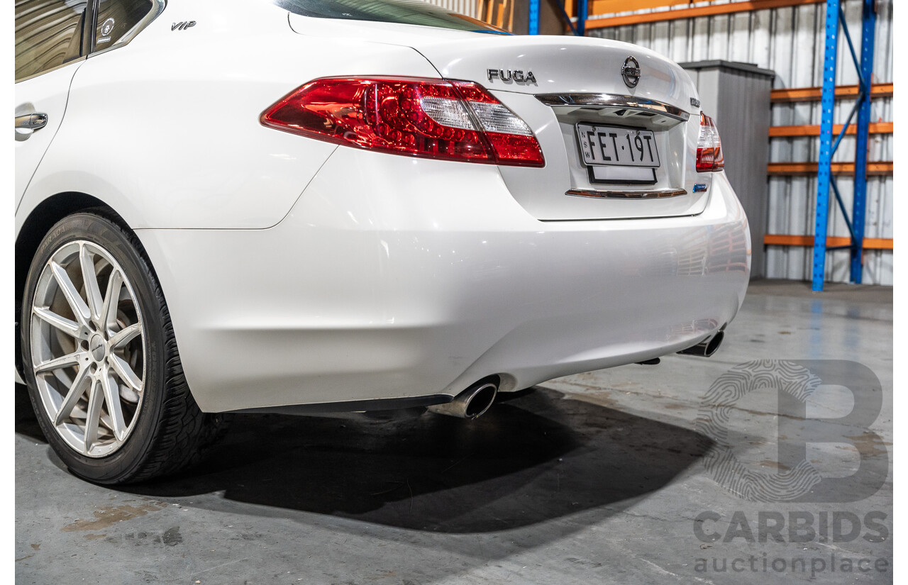 12/2011 Nissan Fuga Hybrid VIP Y51 4d Sedan Pearl White Metallic V6 3.5L - Hybrid (IMPORT)