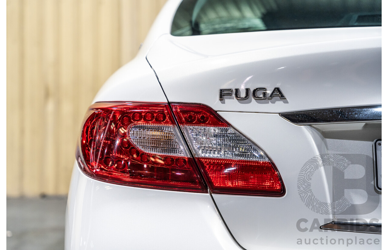 12/2011 Nissan Fuga Hybrid VIP Y51 4d Sedan Pearl White Metallic V6 3.5L - Hybrid (IMPORT)
